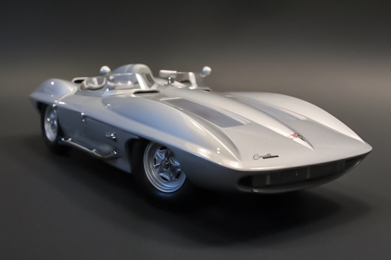 Illustration for article titled 'Murica Monday: AutoArt '59 Stingray Concept